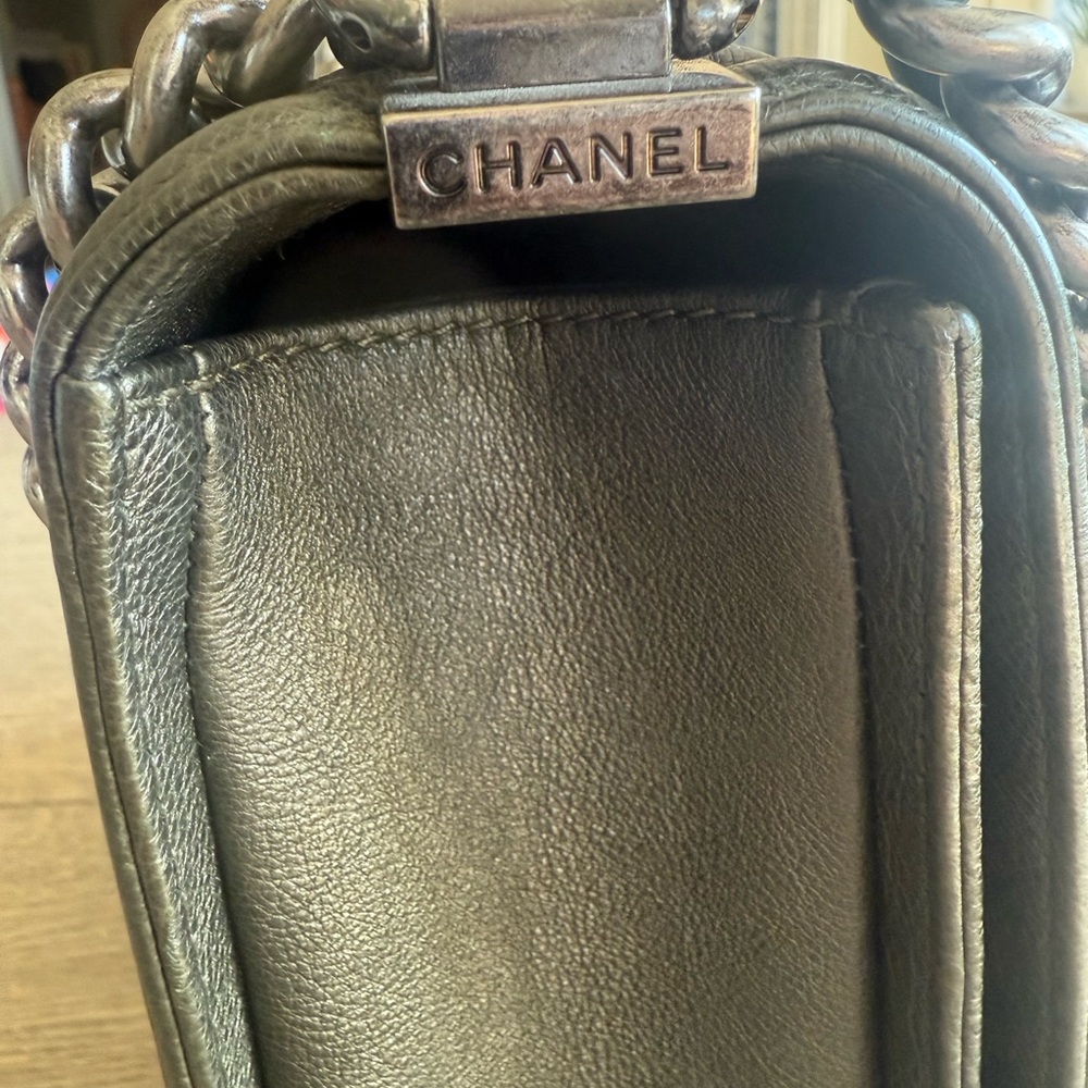 Chanel Large Boy Bag - Picture 13 of 17